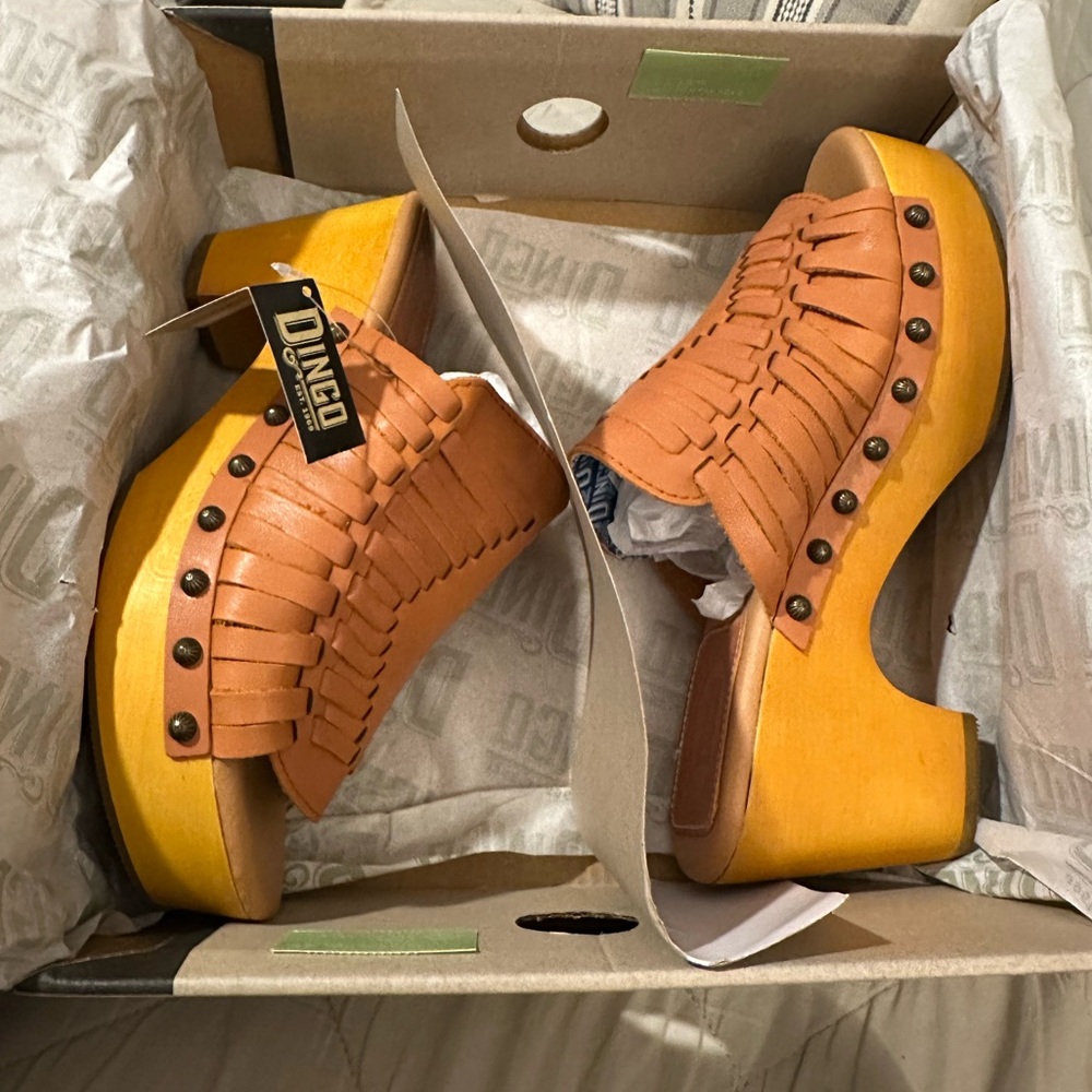 Dingo Leather Weave Heeled Clogs-Dreamweaver in Rust NWT